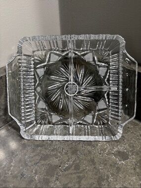Pinwheel Clear Glass Three Compartment Serving Tray